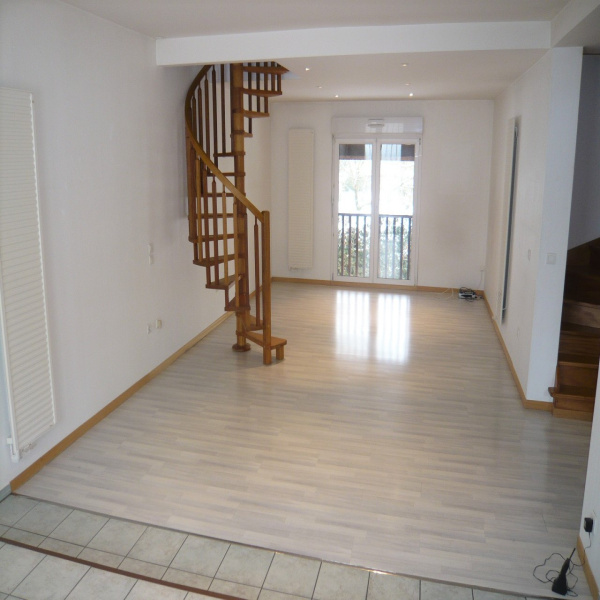 Offres de location Duplex Étupes 25460