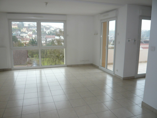 Offres de location Appartement Étupes 25460